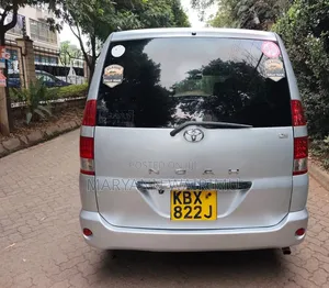 Toyota Noah 2007 Silver