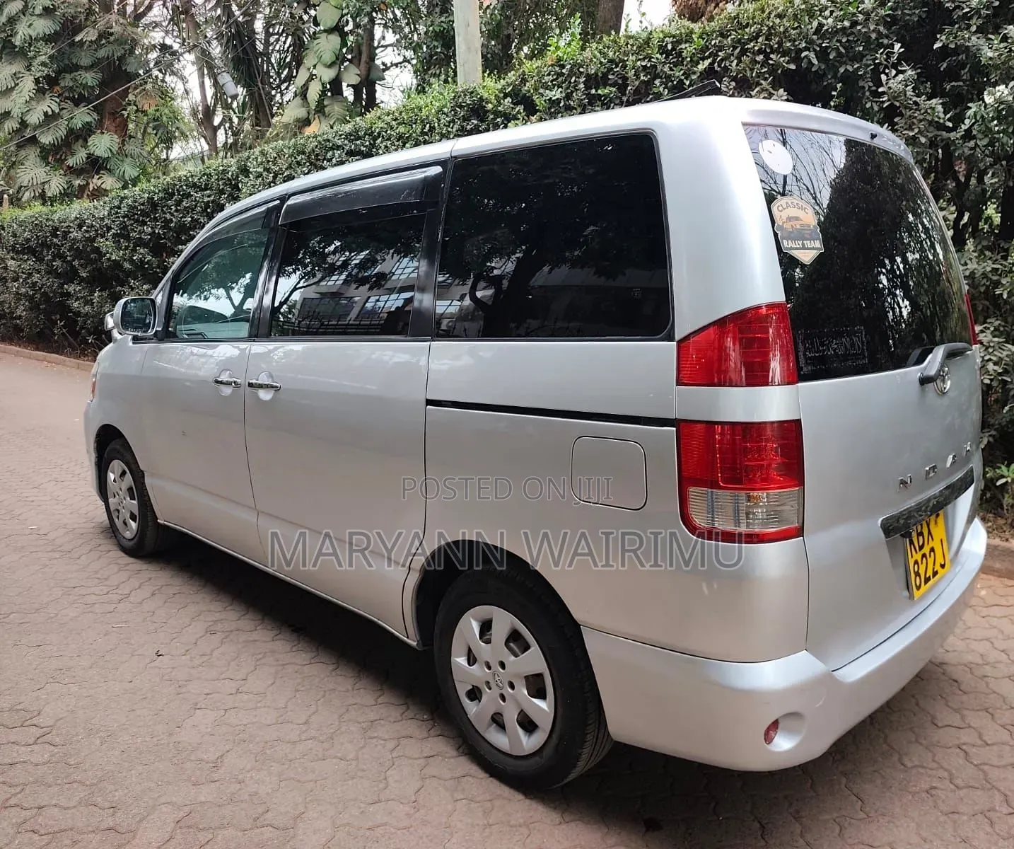 Toyota Noah 2007 Silver