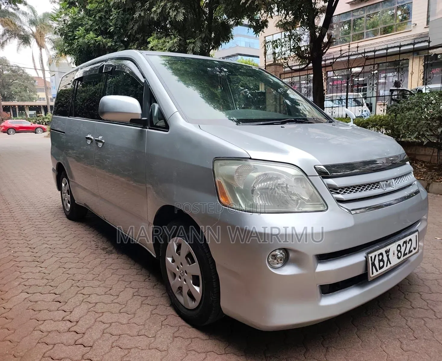 Toyota Noah 2007 Silver
