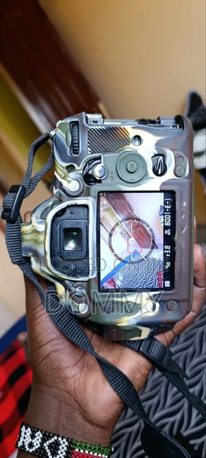 Nikon D7000