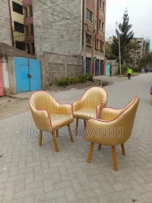 Modern Seats for Restauran or Styling Seats Gold Colour