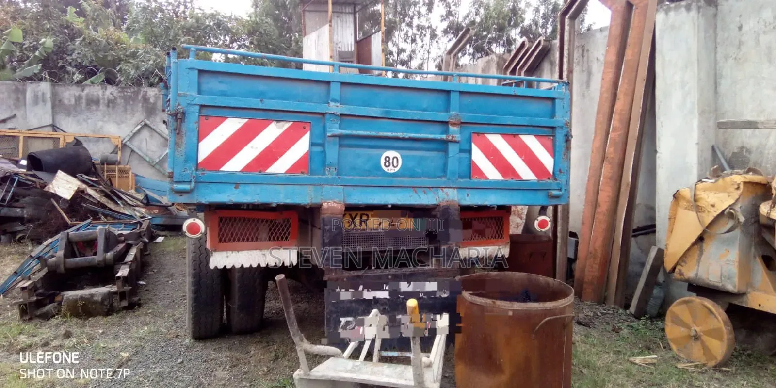 Isuzu FVR Long Chase 1990 Blue