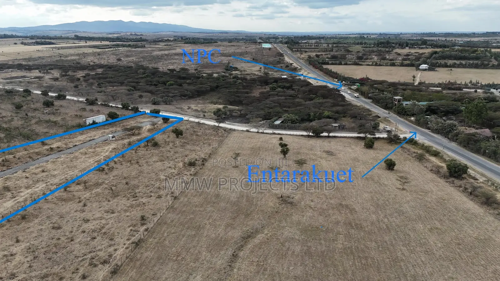 Kiserian. Plots Along Pipeline Road