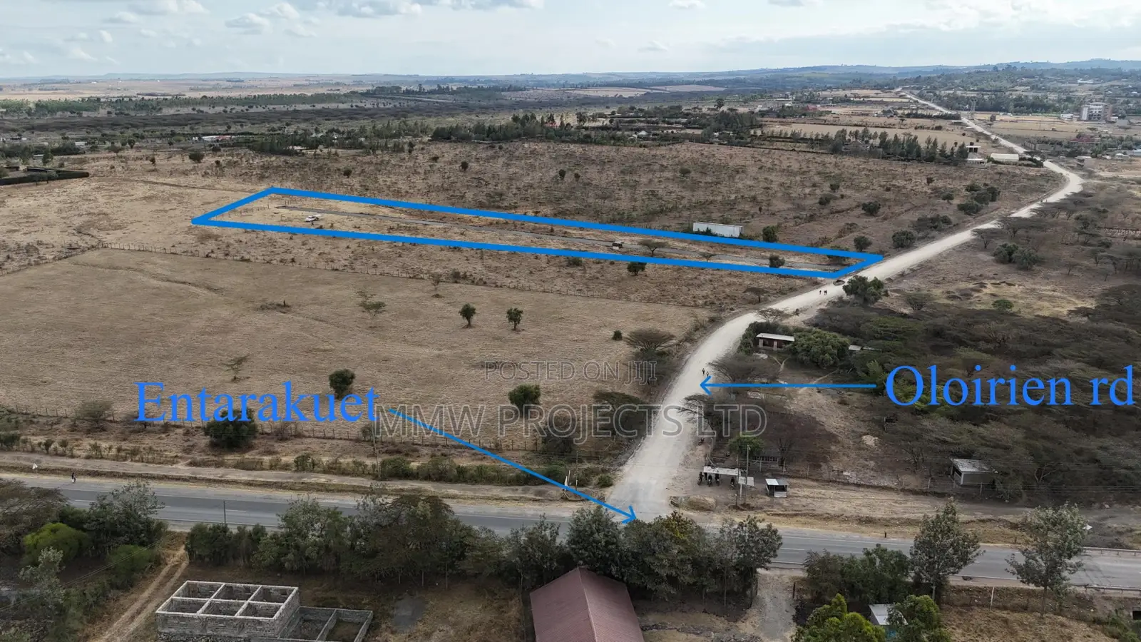Kiserian. Plots Along Pipeline Road