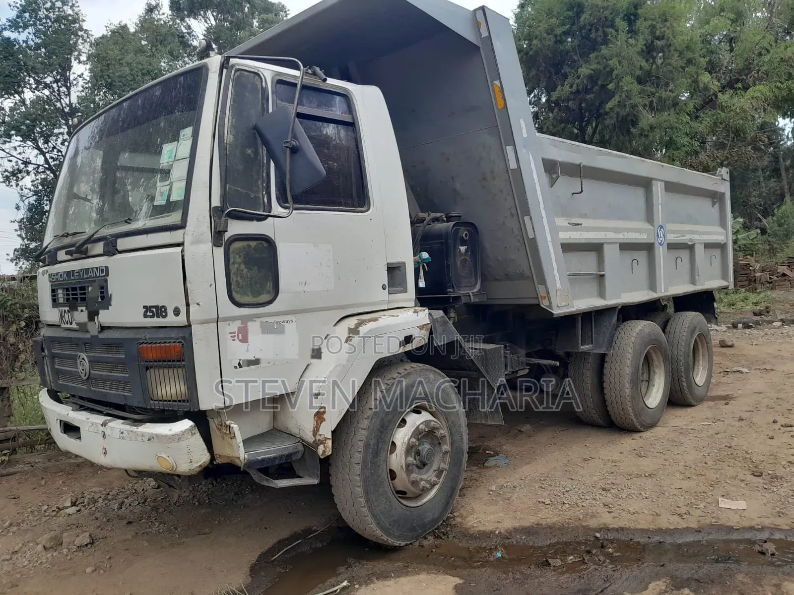 Ashok Leyland 2518i 2015 White