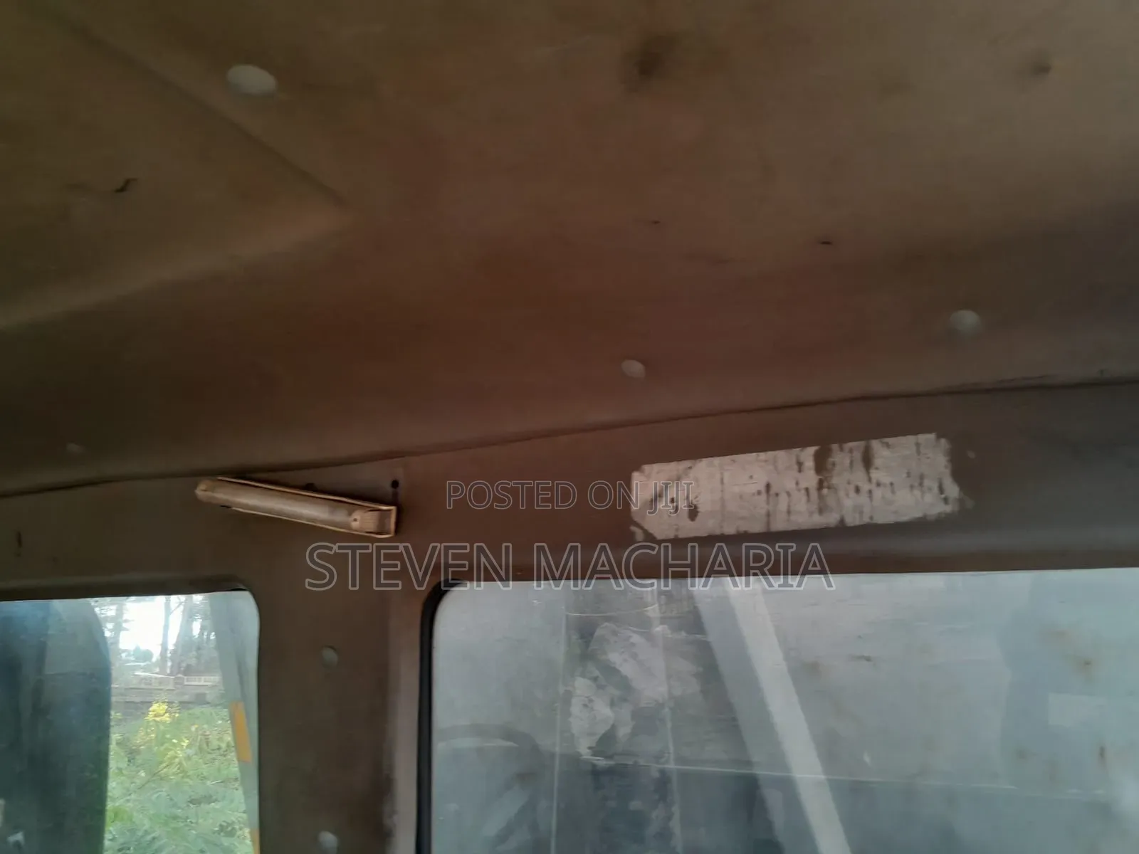 Ashok Leyland 2518i 2015 White