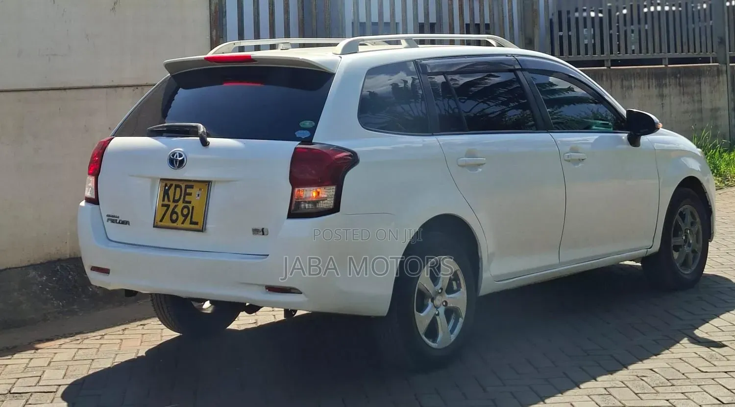 Toyota Corolla Fielder 2015 White