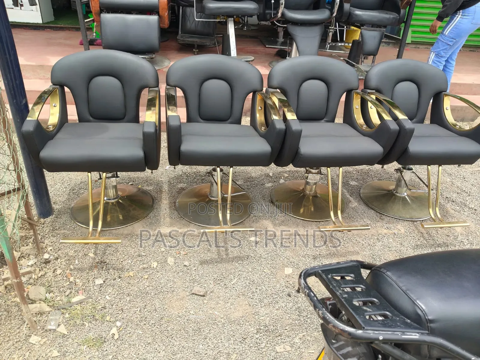 Salon Styling Chairs