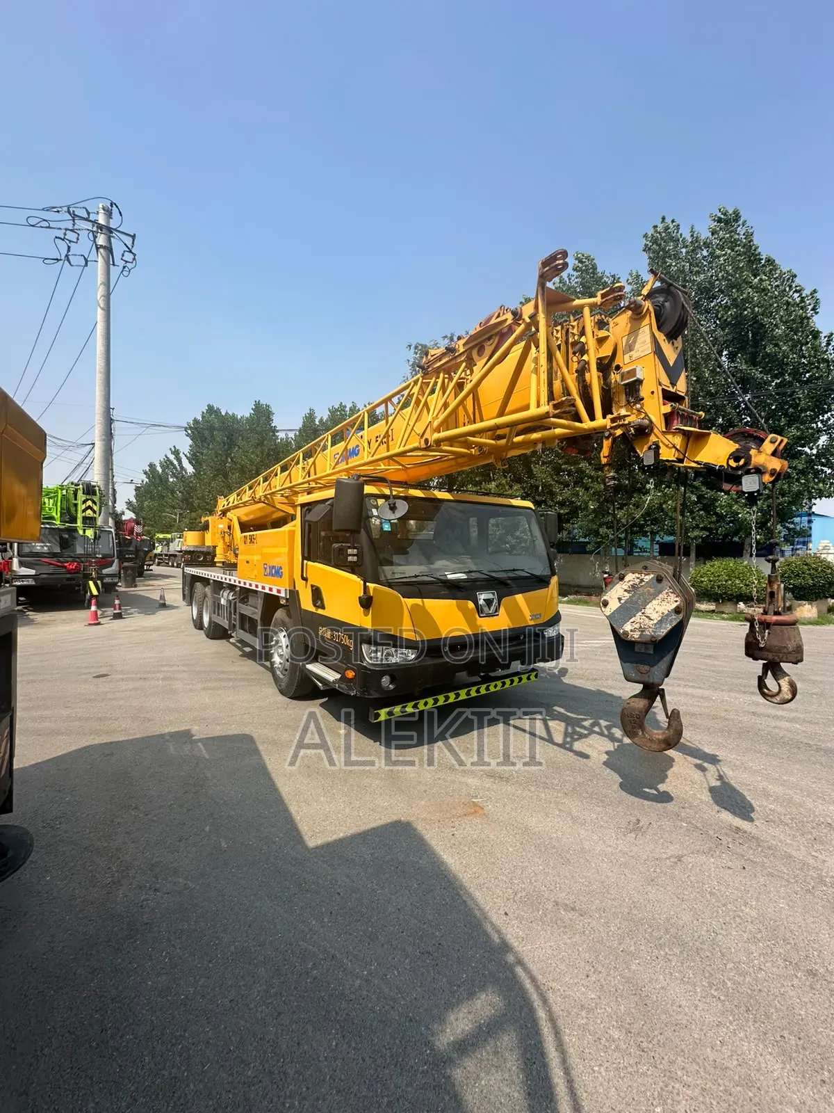 XCMG Mobile Crane 25 Tonnes