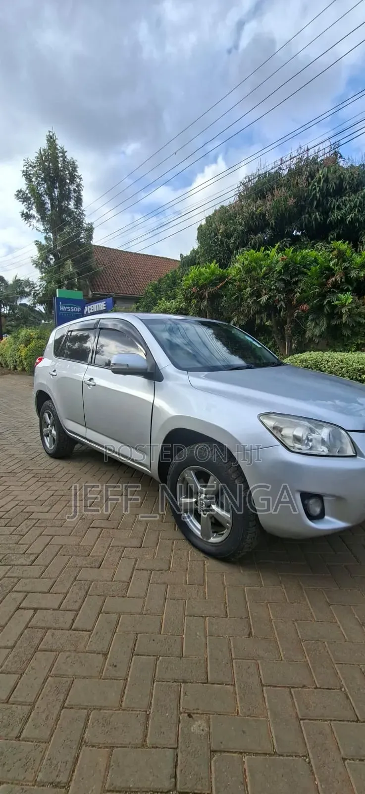 Toyota RAV4 2012 Silver