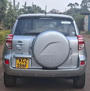 Toyota RAV4 2012 Silver