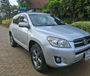 Toyota RAV4 2012 Silver