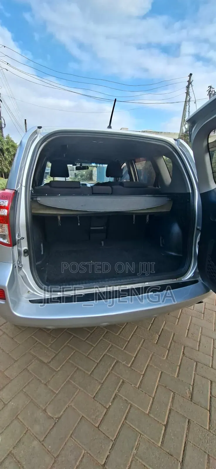 Toyota RAV4 2012 Silver