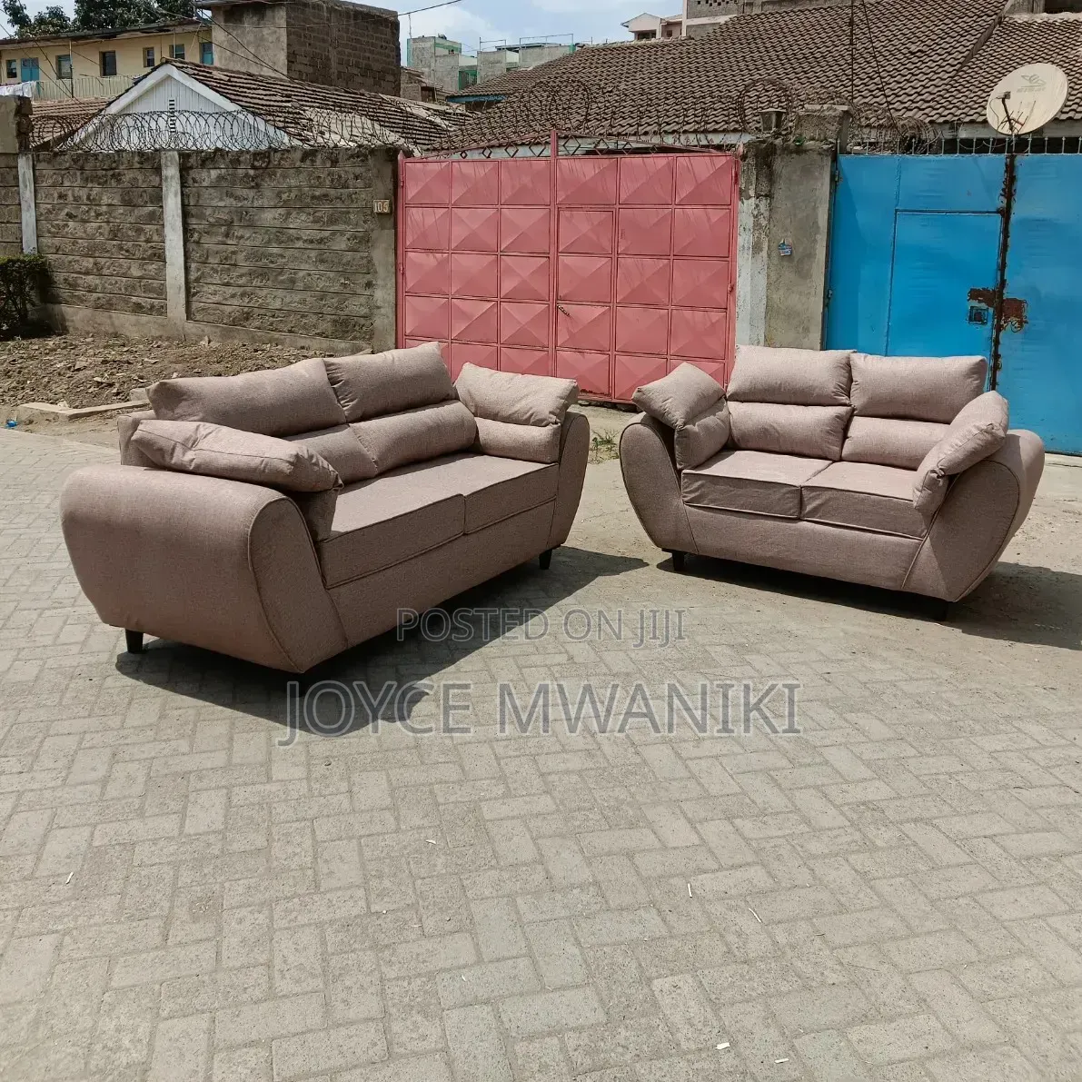 Modern Luxury 5 Seater Sofa Set, Baige Colour.