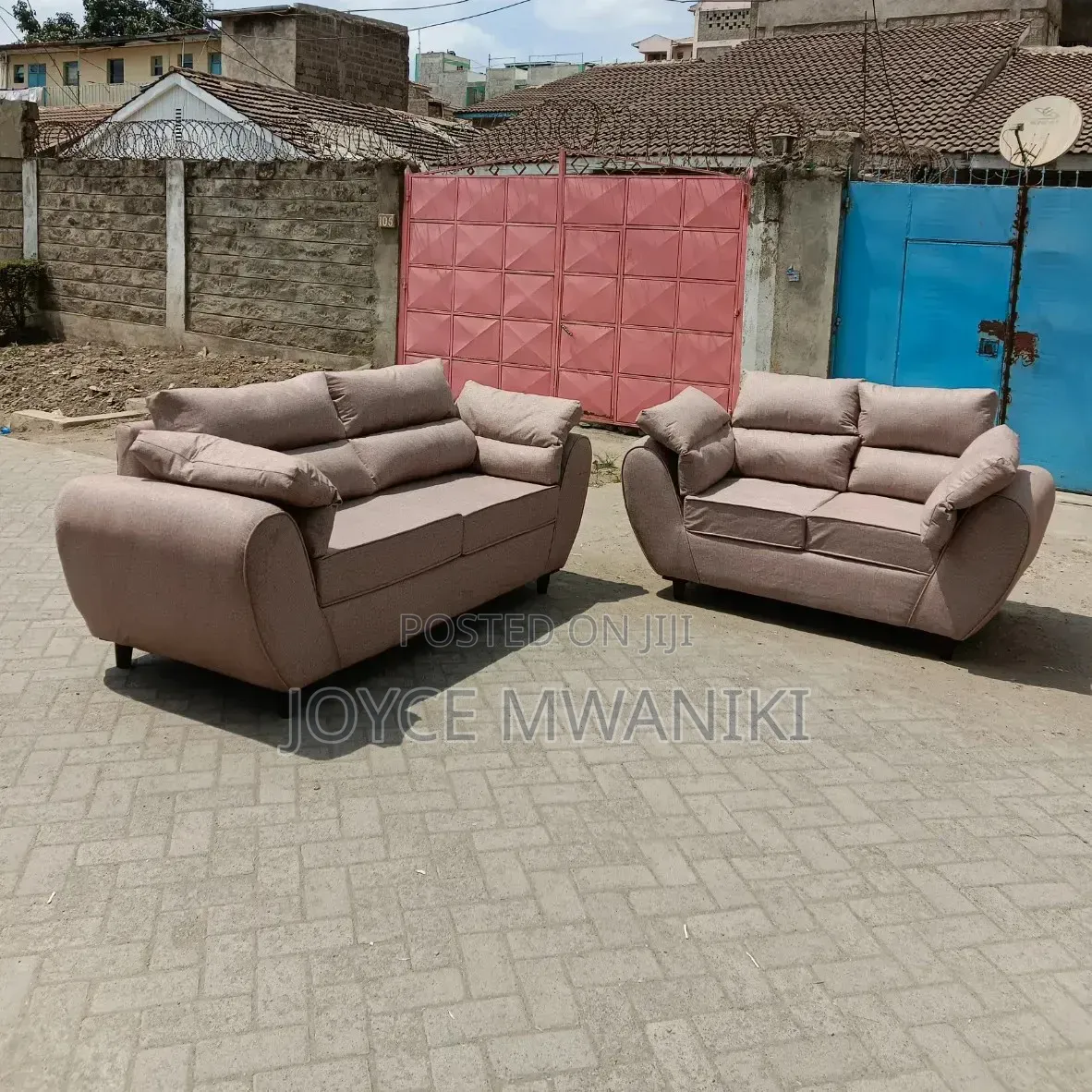 Modern Luxury 5 Seater Sofa Set, Baige Colour.