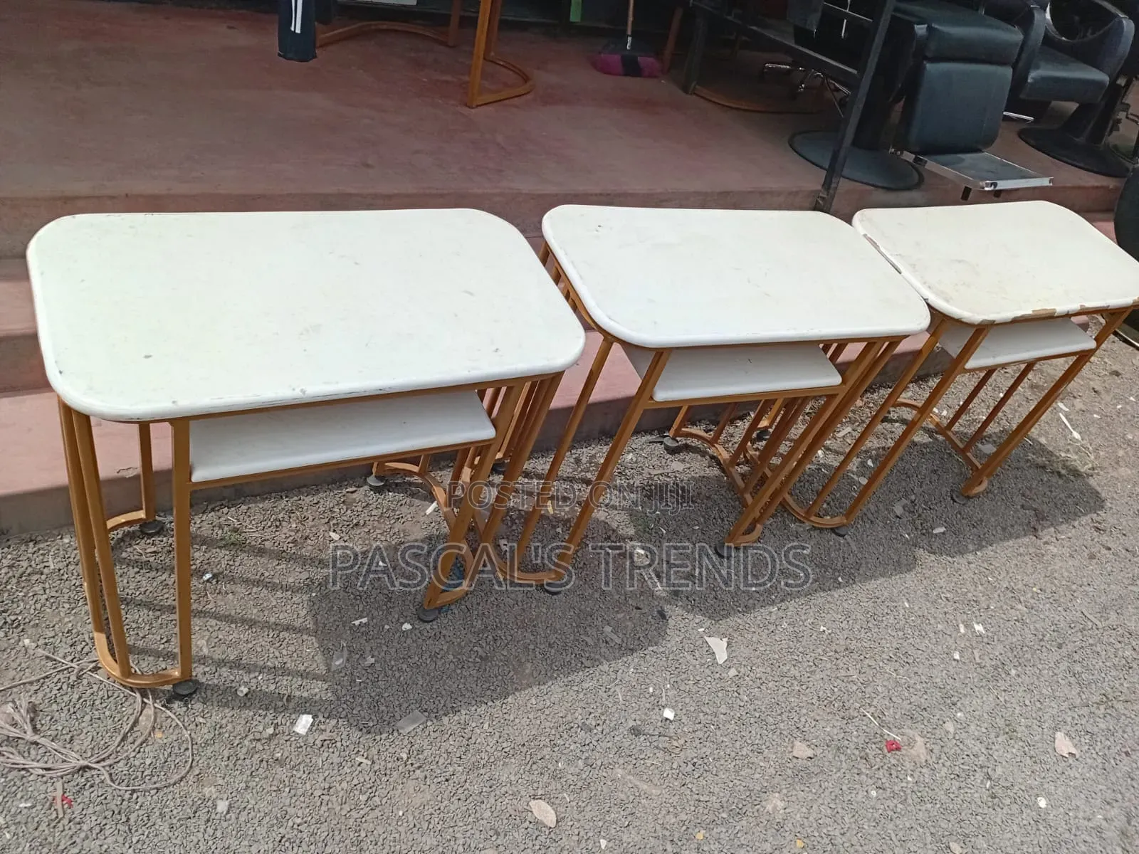 Manicure Tables