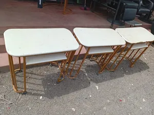 Manicure Tables