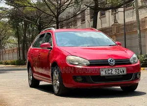 Volkswagen Golf 2013 Red