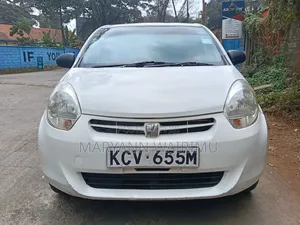 Toyota Passo 1.0 FWD 2012 White