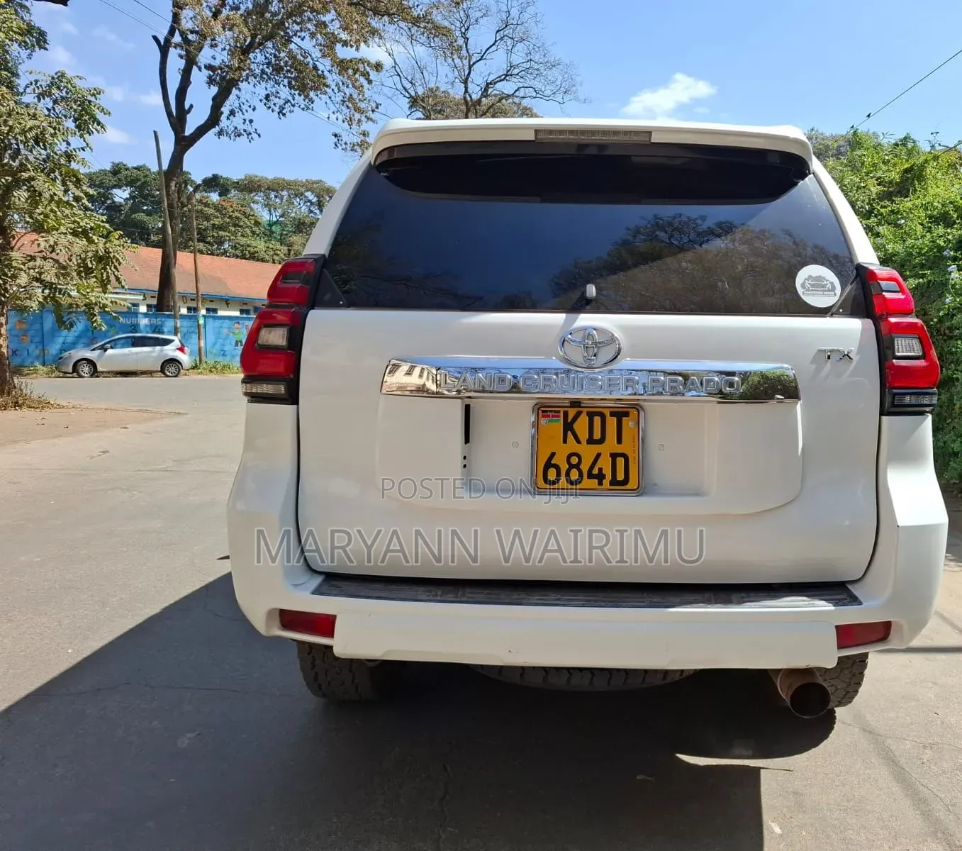 Toyota Land Cruiser Prado 2.7 i 2011 White