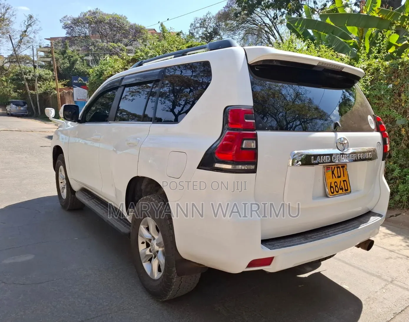 Toyota Land Cruiser Prado 2.7 i 2011 White