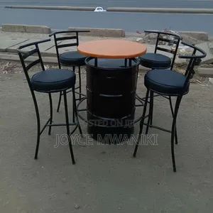 Custom Drum Table With 4 Bar Chairs