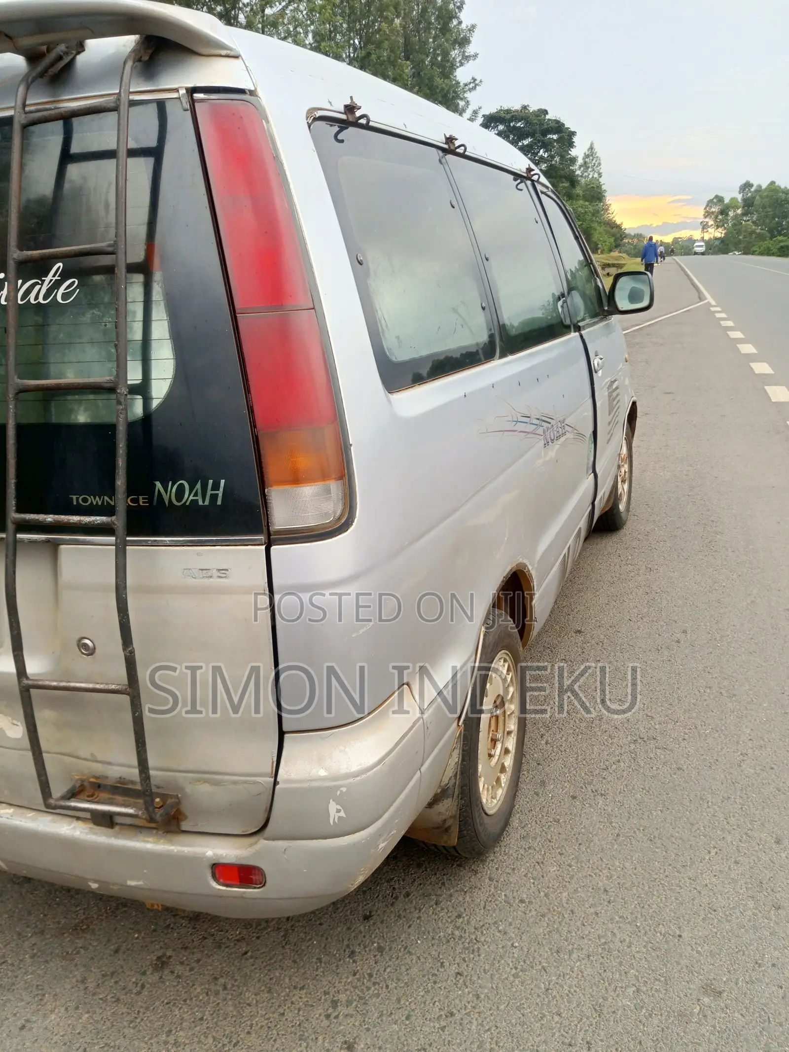 Toyota Toyoace 1999 Silver