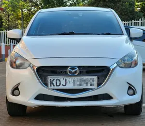 Mazda Axela 2015 White