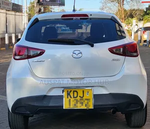 Mazda Axela 2015 White