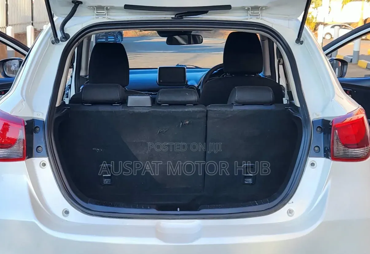 Mazda Axela 2015 White