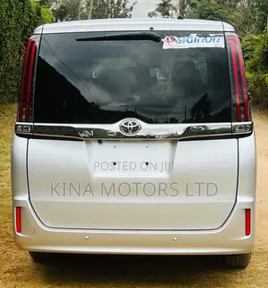 Toyota Noah 2.0 FWD (8 Seater) 2020 Silver