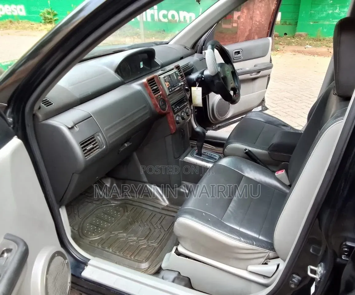 Nissan X-Trail 2.0 2005 Black