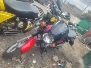 New Bajaj Boxer 125 2026 Red