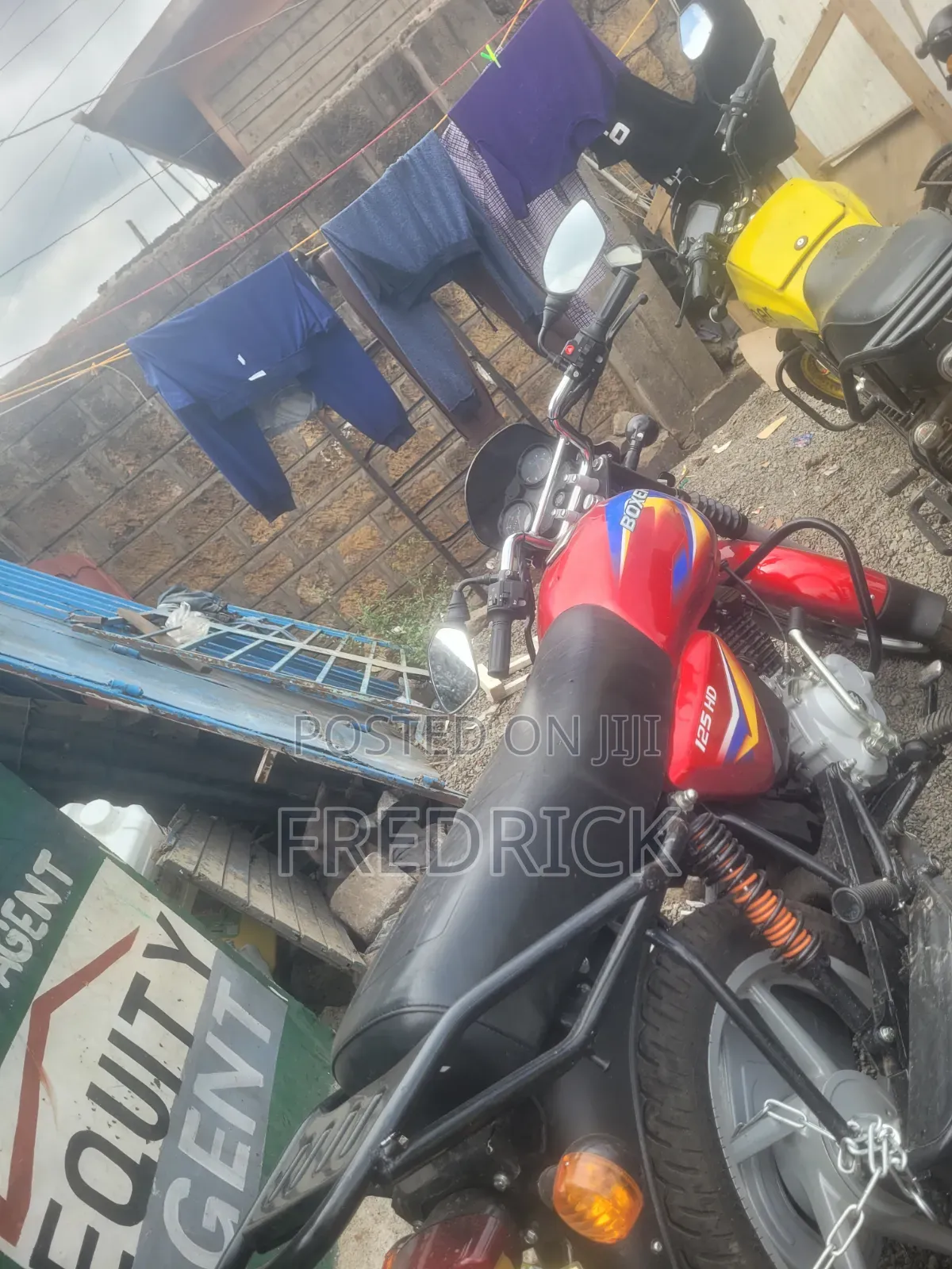 New Bajaj Boxer 125 2026 Red