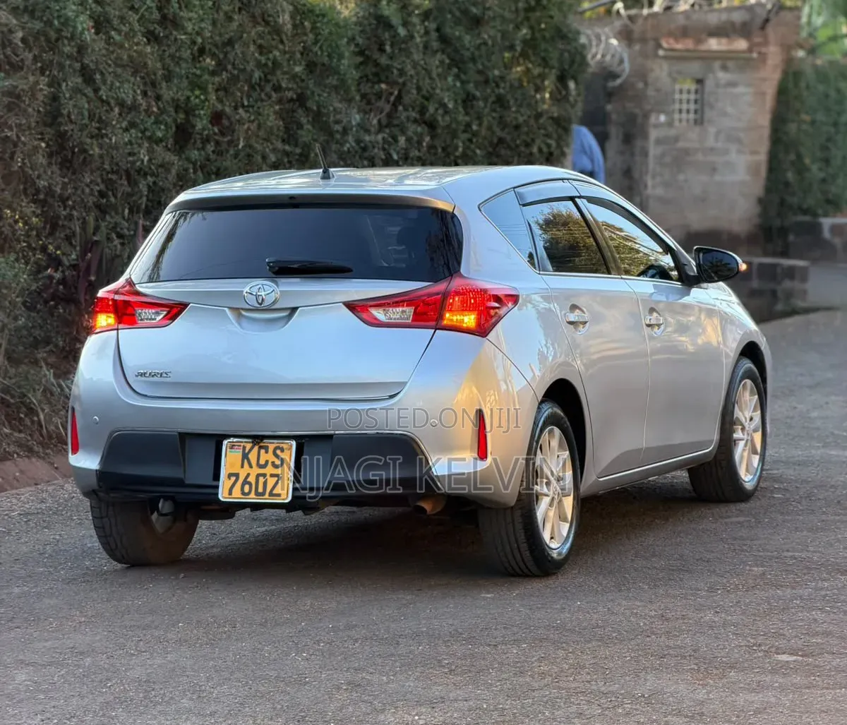 Toyota Auris 2012 Silver