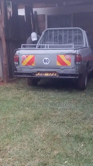 Datsun 1200 1973 Gray