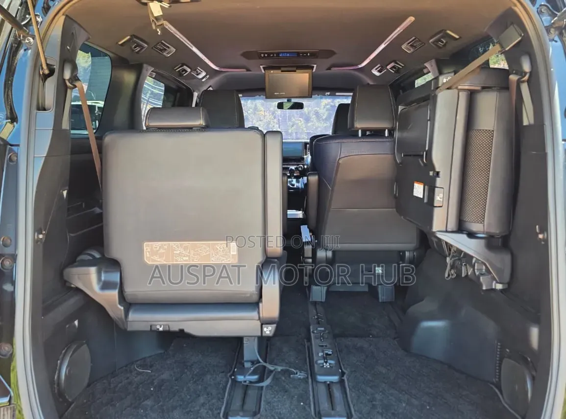 Toyota Alphard Vellfire – Vip Executive Hire