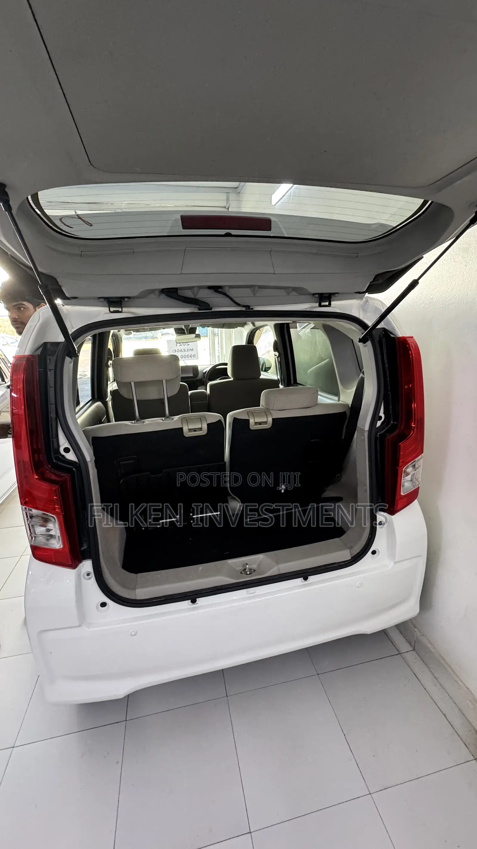 Daihatsu Move 2021 White