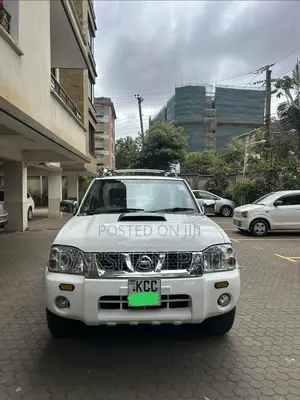 Nissan NP300 2014 White