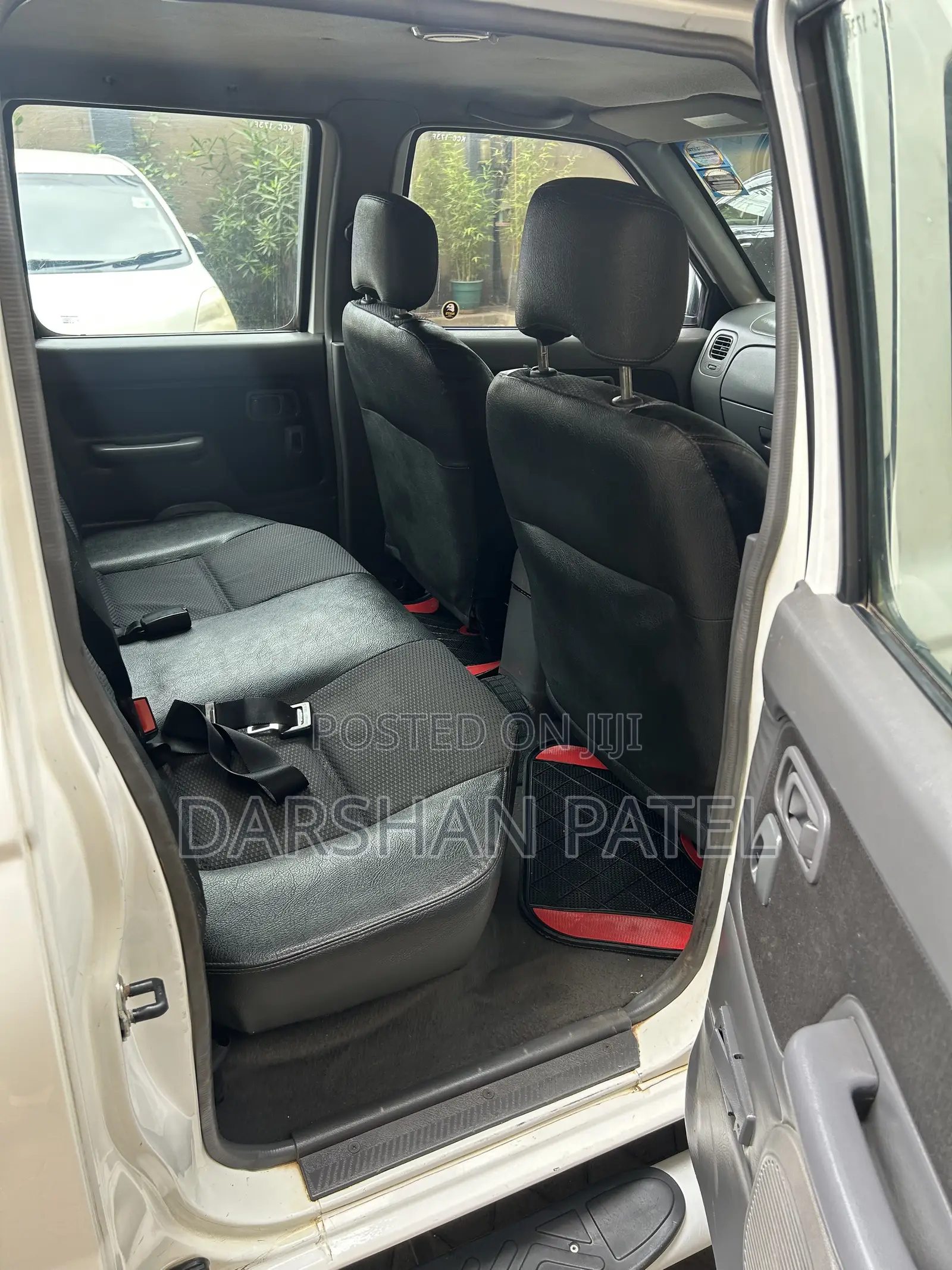 Nissan NP300 2014 White