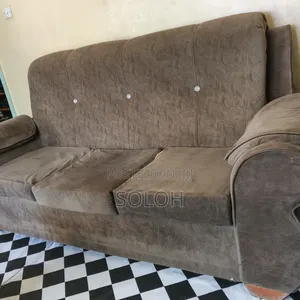 5 Seater Second Hand Sofa on Sale