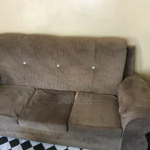 5 Seater Second Hand Sofa on Sale