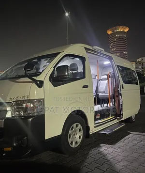 10, 14 18 Seater Vans for Hire Travelling as a Group