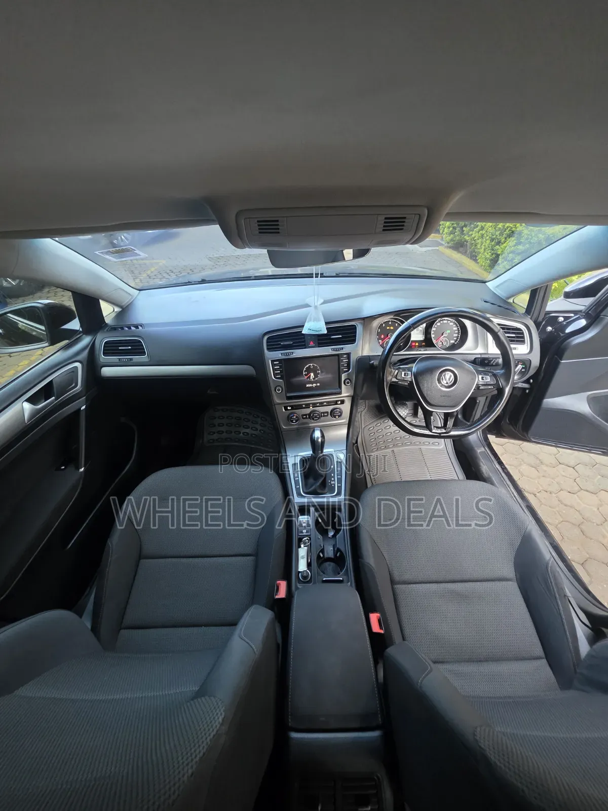 Volkswagen Polo 2017 Black