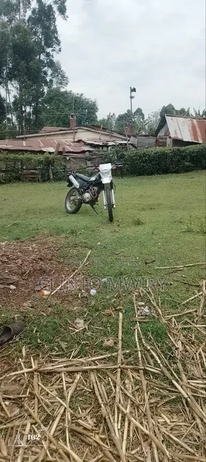 Yamaha 2017 White