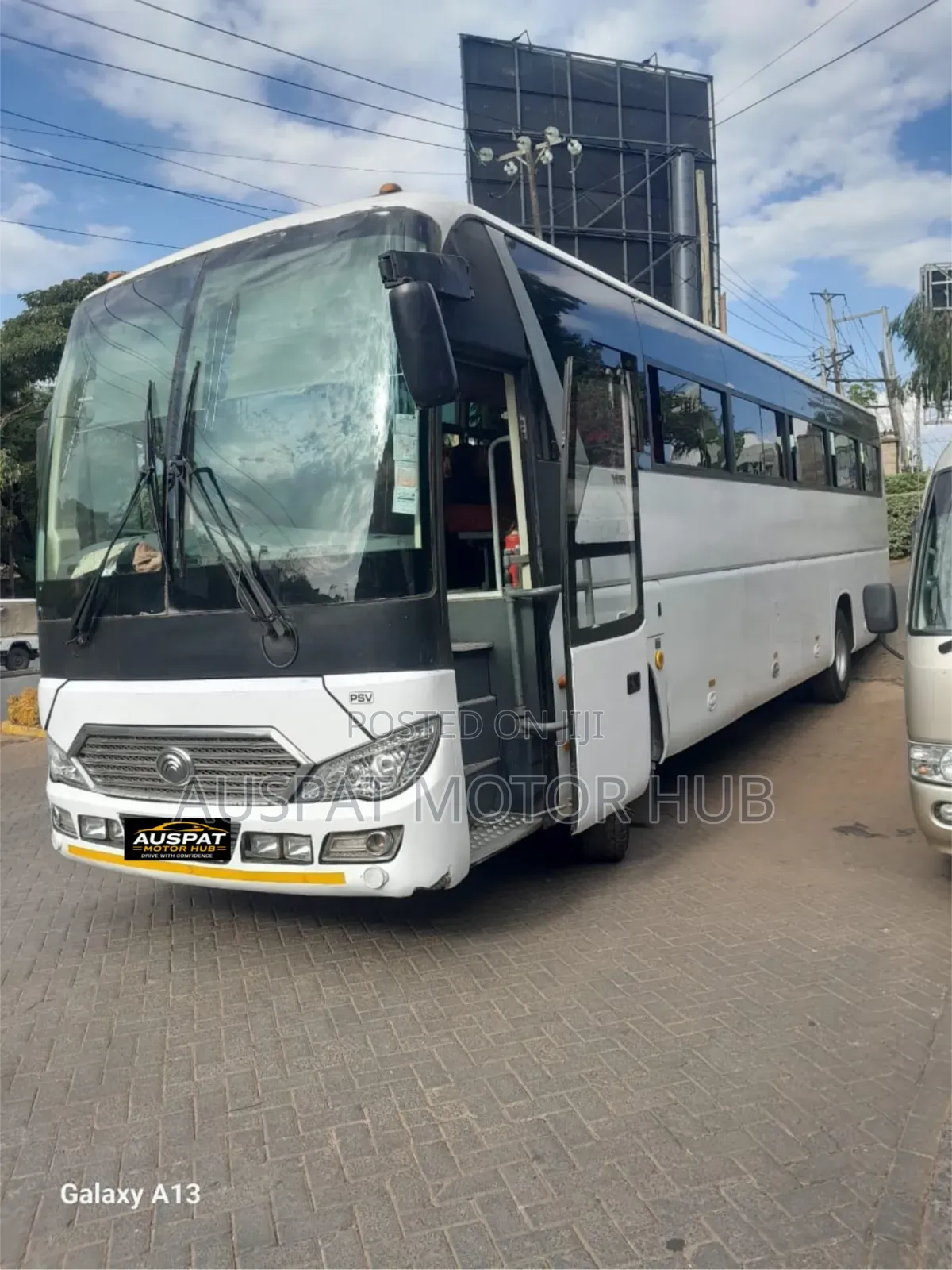 Luxury Bus Hire – Travel in Comfort Style!