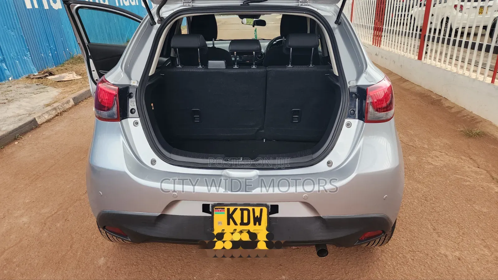 Mazda Demio 2018 Silver