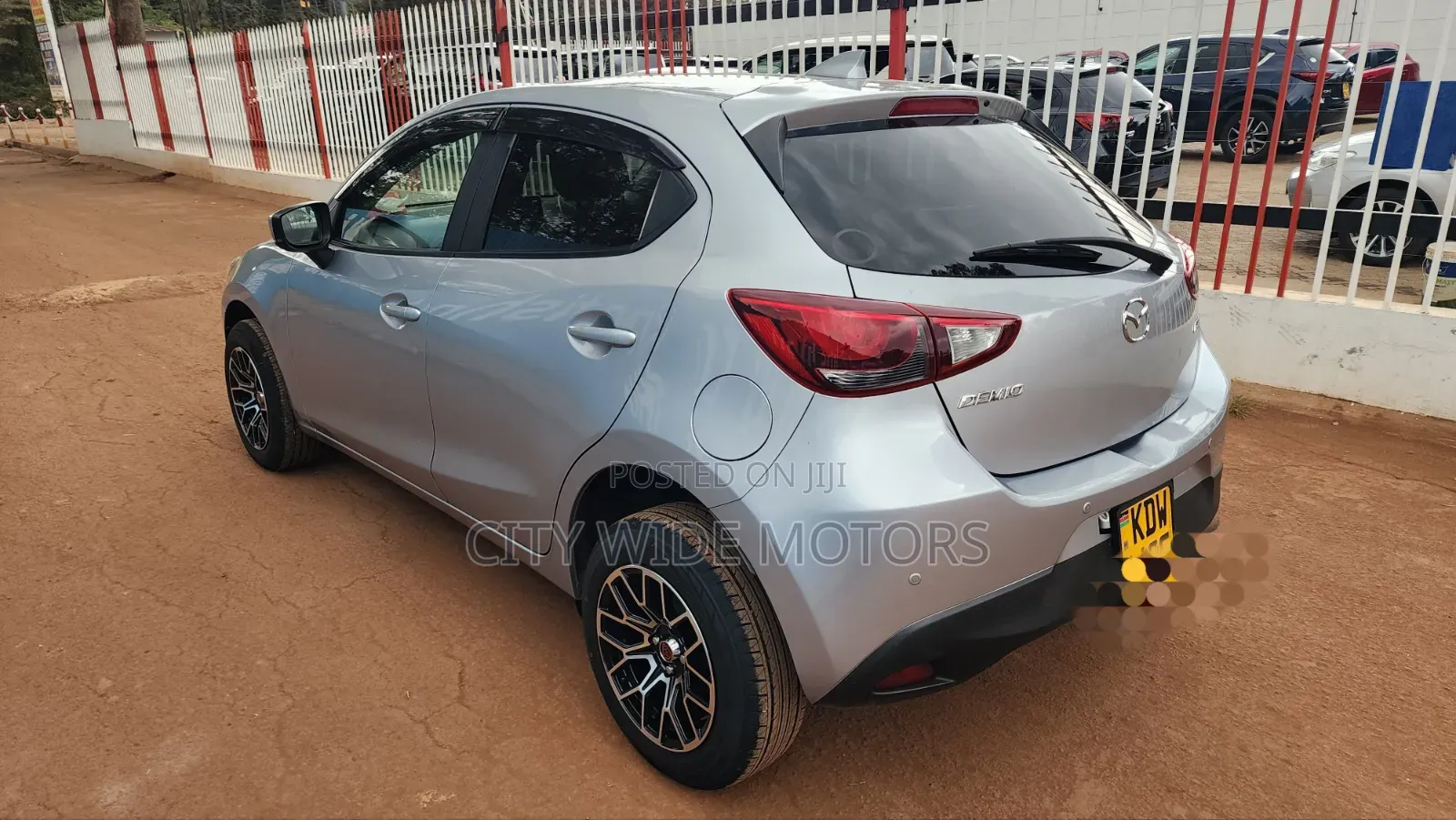 Mazda Demio 2018 Silver