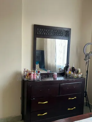 6'6 Bed Frame With 2 Side Drawers and Matress