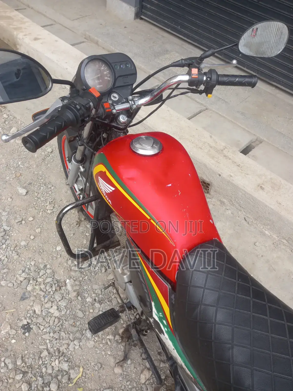 Honda CB 2021 Red